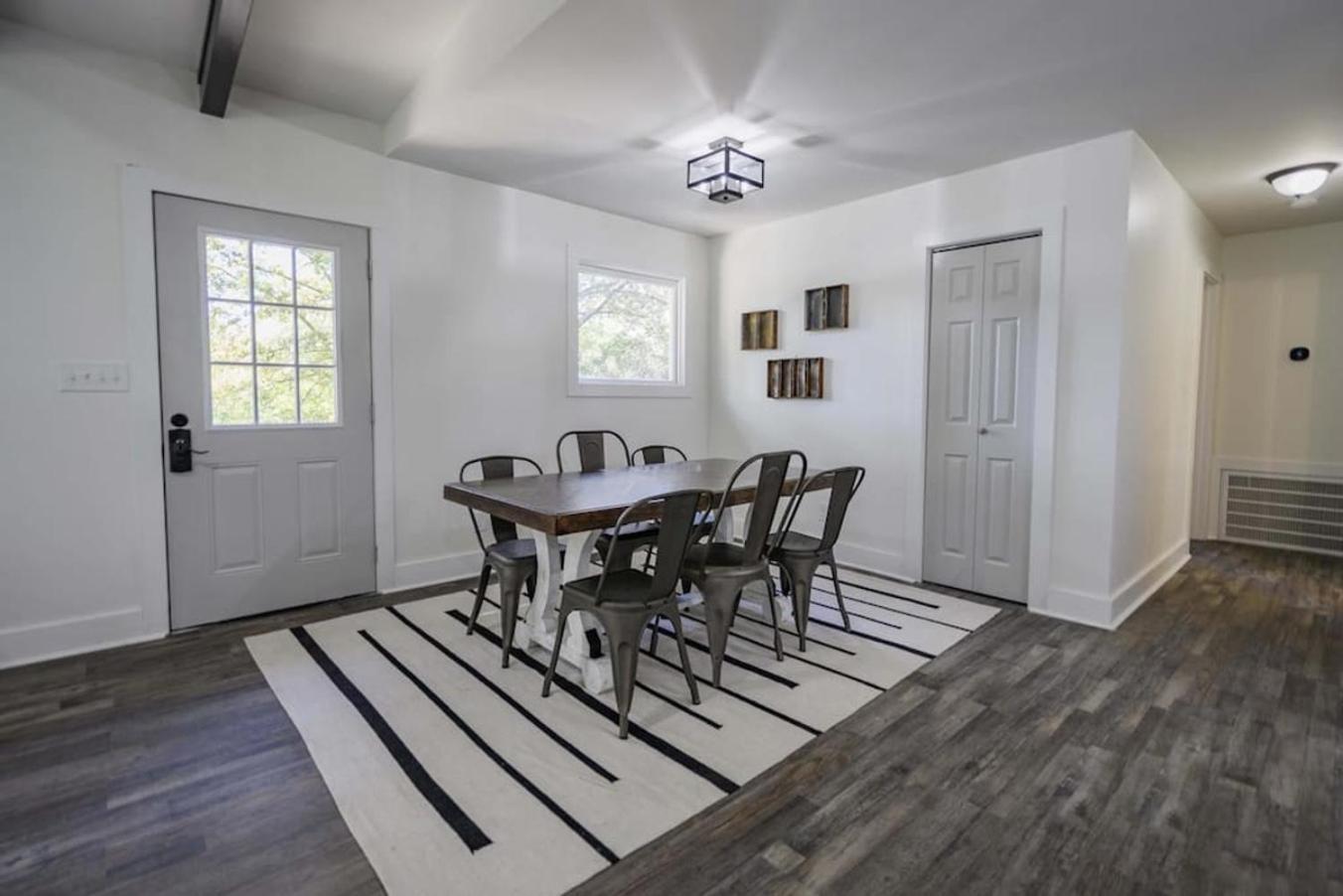 Gorgeous Renovated Home With Large & Private Lot Winchester المظهر الخارجي الصورة